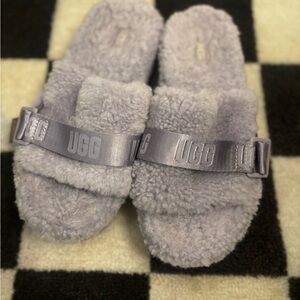 UGG Fluffita Platform Sandal